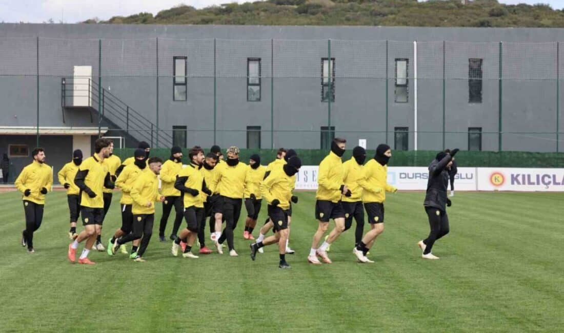 Aliağa FK, yeni sezon hazırlıklarına başlarken 6 oyuncusu ile yollarını