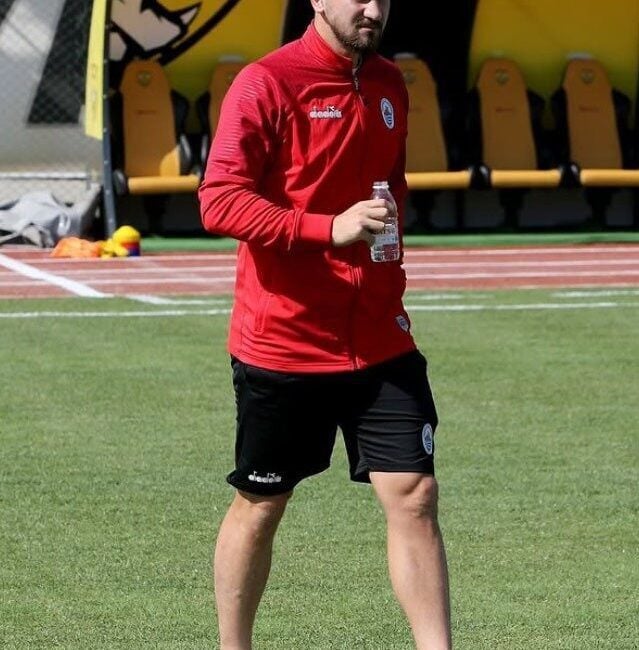 TFF 2. Lig temsilcisi Aliağa FK, kadrosunu güçlendirmek amacıyla Mertcan