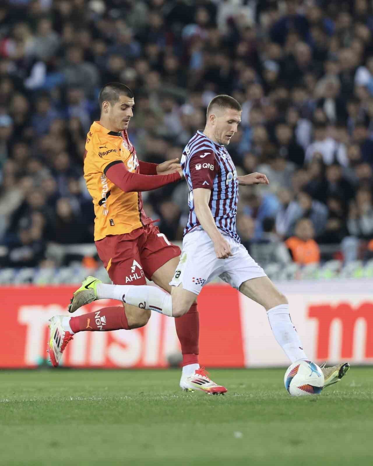 Galatasaraylı Alvaro Morata, Trabzonspor maçında attığı golle sezonun gol sayısını