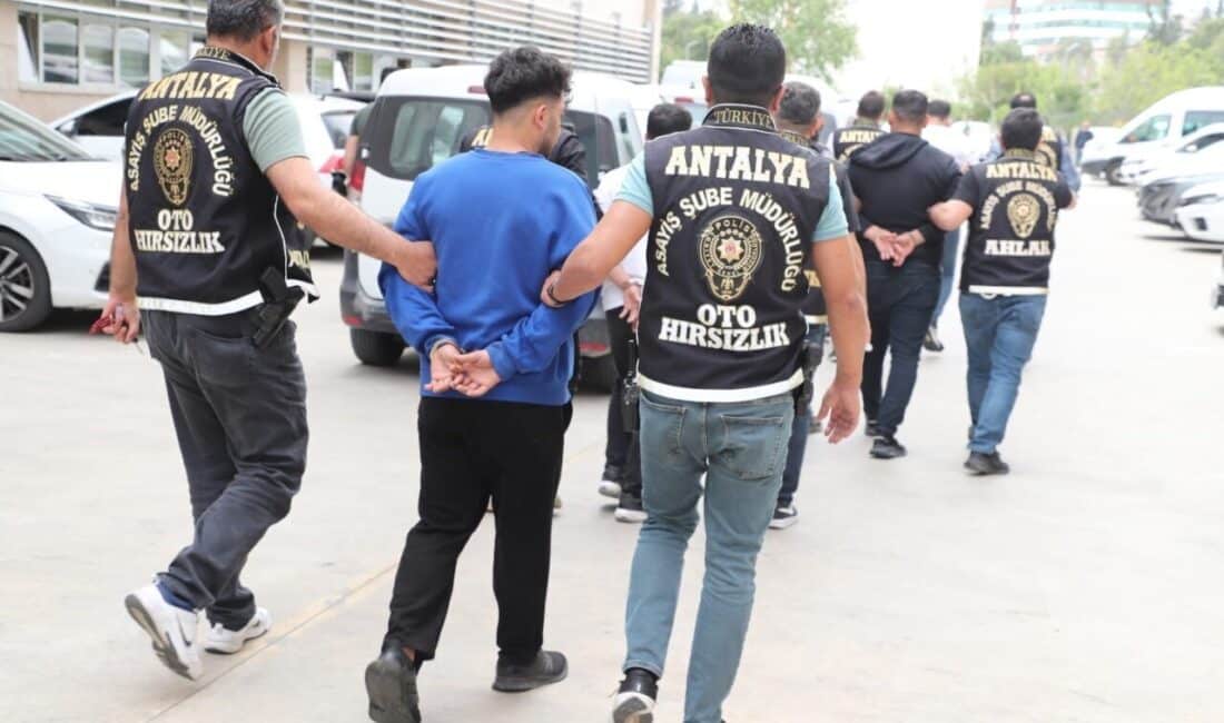 Antalya'da son bir haftada düzenlenen asayiş uygulamalarında 1,835 kişi yakalandı,
