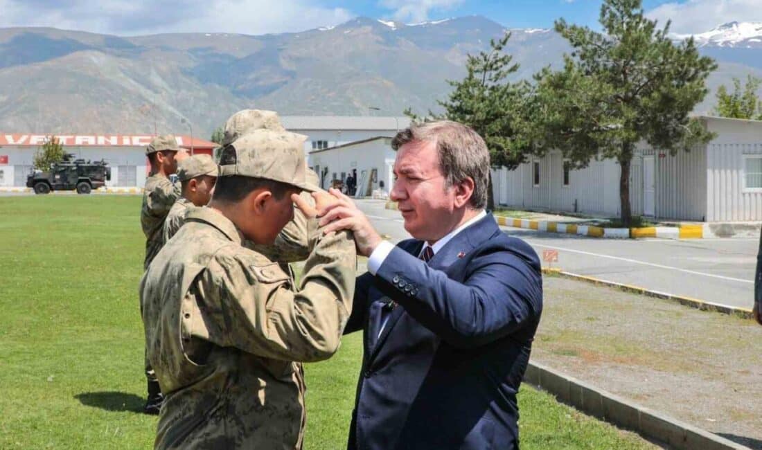 Erzincan'da, Vali Hamza Aydoğdu, Belediye Başkanı Bekir Aksun ve Jandarma