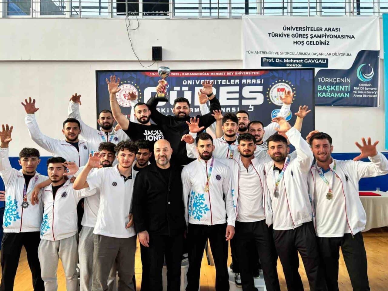 Atatürk Üniversitesi, 15-18 Mayıs 2025 tarihlerinde Karaman'da düzenlenen Üniversitelerarası Güreş