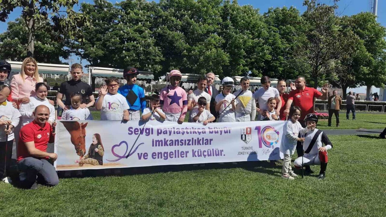 Türkiye Jokey Kulübü (TJK), Atla Terapi Merkezi'nin 10. yılını Engelliler