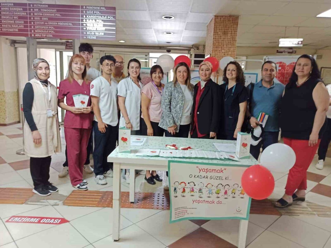 Aydın Devlet Hastanesi'nde düzenlenen organ bağışı standı, Prof. Dr. Gülnur