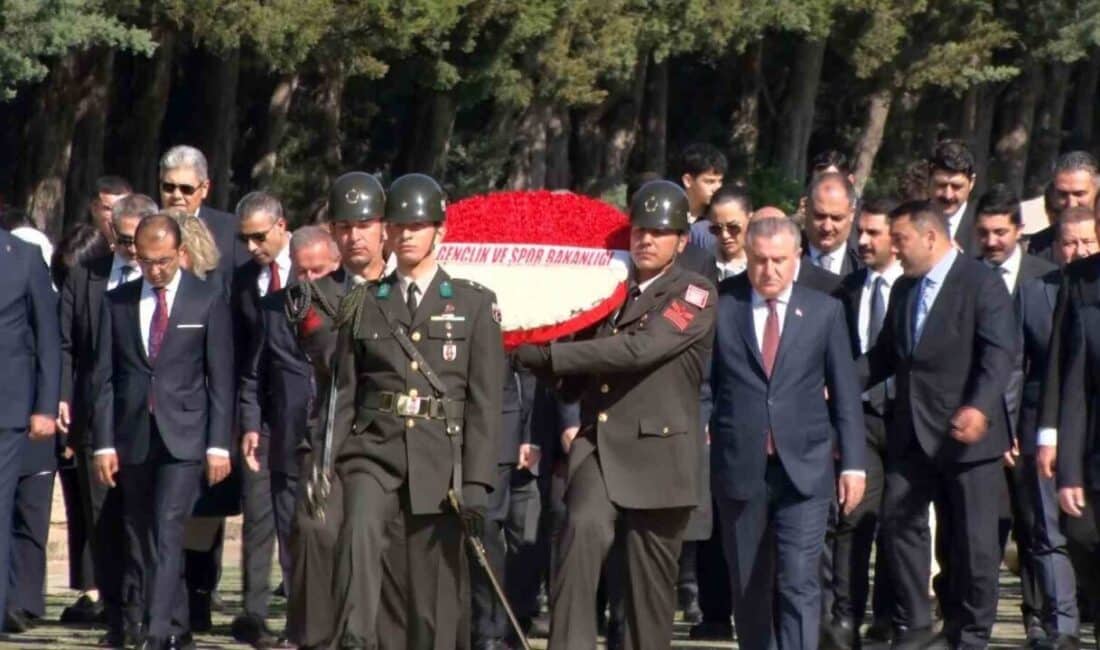Gençlik ve Spor Bakanı Osman Aşkın Bak, 19 Mayıs Atatürk’ü