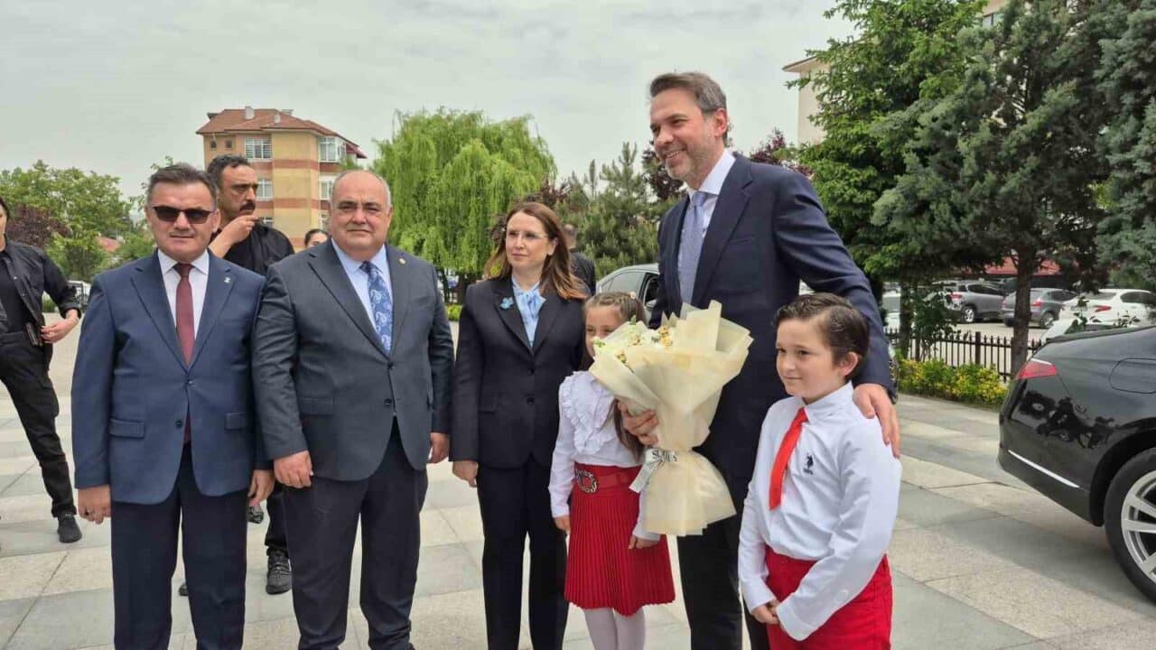 Enerji ve Tabii Kaynaklar Bakanı Alparslan Bayraktar, Bartın’da Valisi Nurtaç