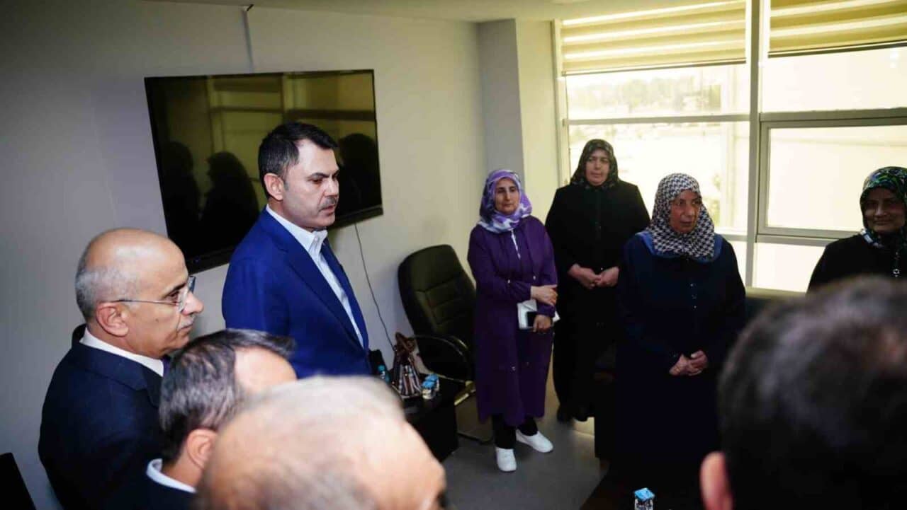 Çevre, Şehircilik ve İklim Değişikliği Bakanı Murat Kurum, Malatya'da deprem