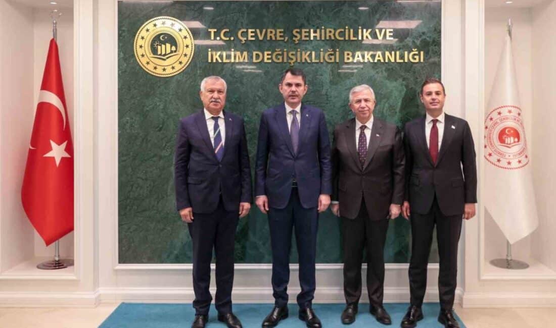 Çevre, Şehircilik ve İklim Değişikliği Bakanı Murat Kurum, Adana Büyükşehir