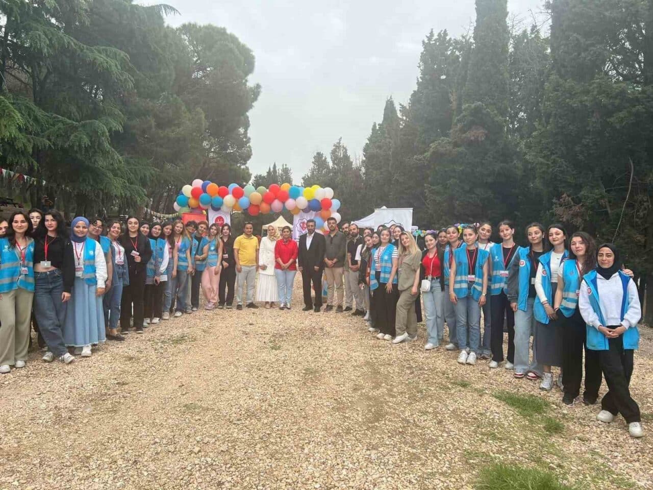 Bandırma'da, İlçe Müftülüğü öncülüğünde düzenlenen "Bahar Şenliği" etkinliği, 2025 "Aile