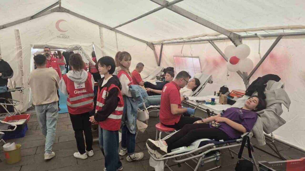 Bartın'da "Damar yolundan hayat yoluna: Birbirimize candan bağlıyız" temasıyla düzenlenen