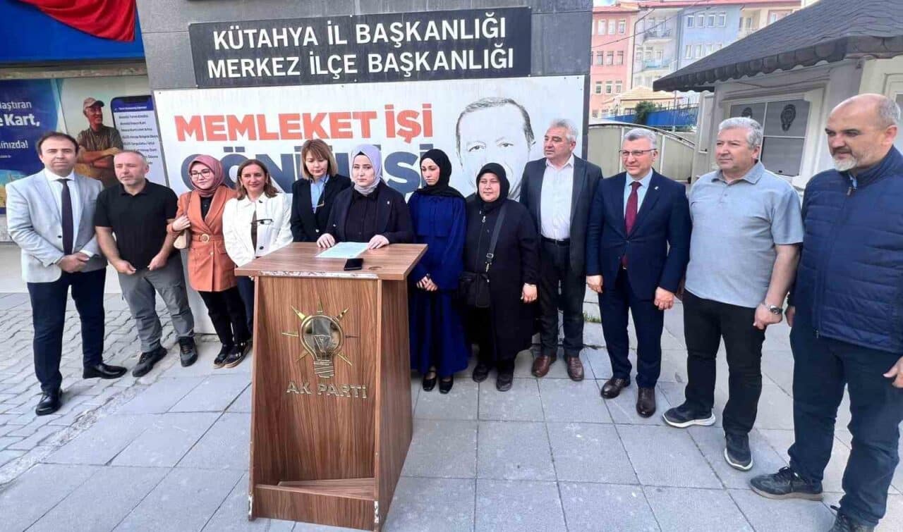 AK Parti Kütahya İl Başkanlığı İnsan Hakları Başkanı Ecem Esen,
