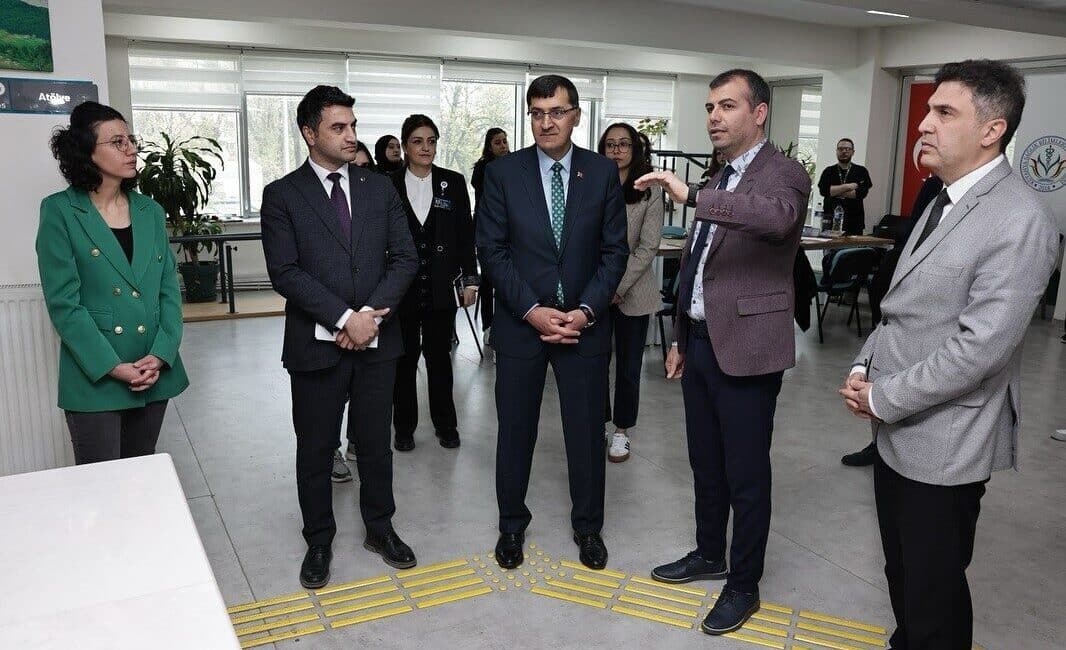 Kütahya Belediye Başkanı Eyüp Kahveci, KSBÜ Engelsiz Yaşam Uygulama ve