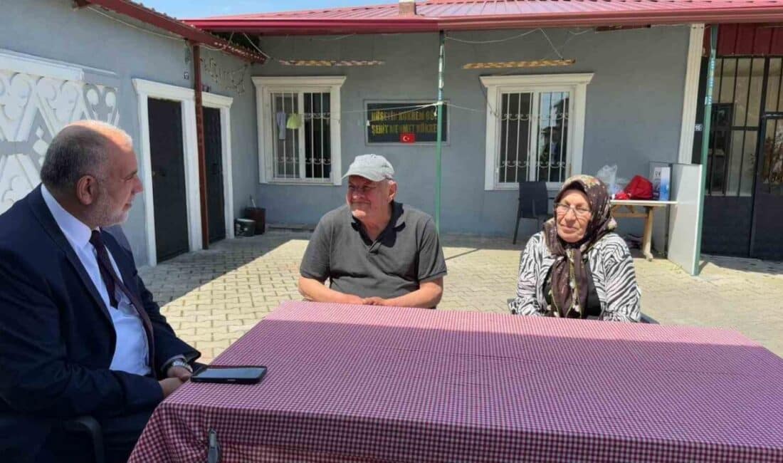 Canik Belediye Başkanı, Şehit Annelerini Ziyaret Ederek Anneler Günü’nü Kutladı Canik Belediye Başkanı İbrahim Sandıkçı, Anneler Günü'nde şehit annelerini ziyaret