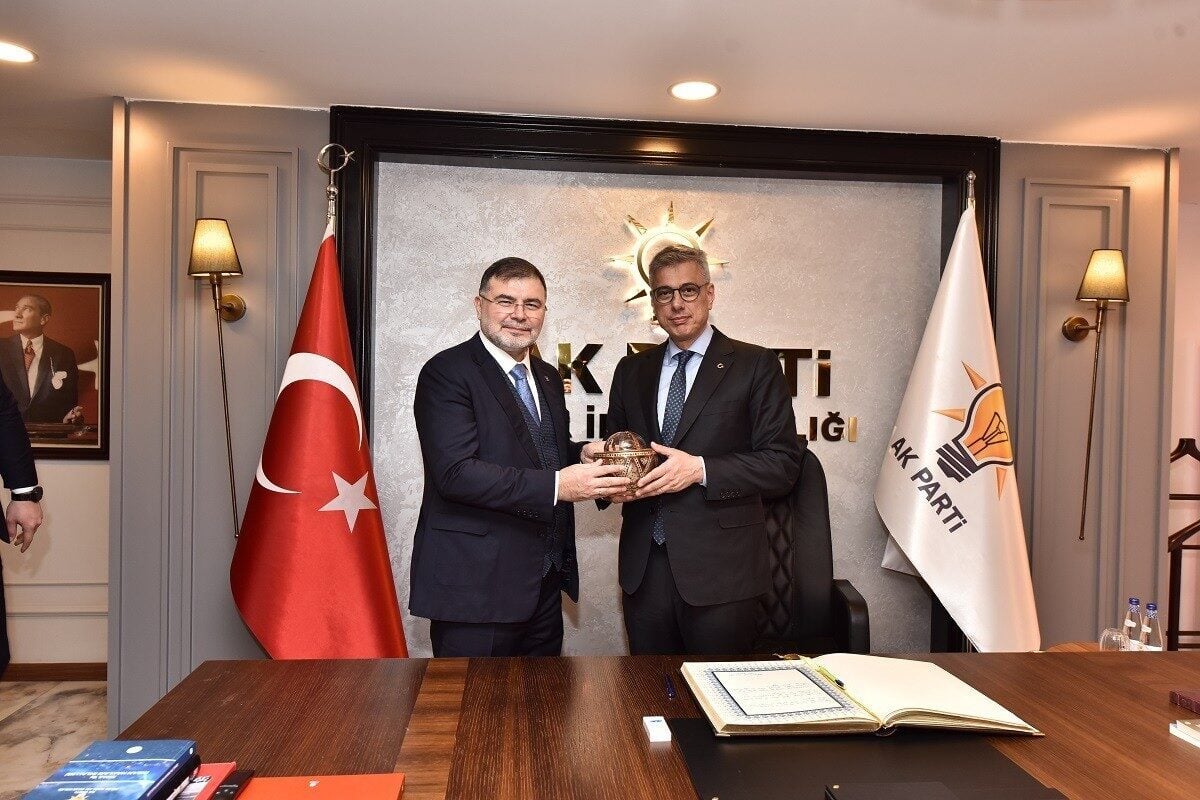 AK Parti İzmir İl Başkanı Bilal Saygılı, İzmir'in sağlık yatırımlarının