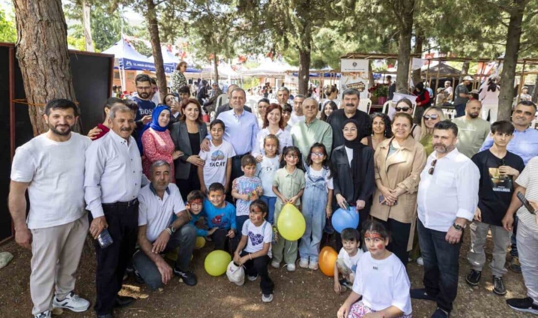 Mersin Büyükşehir Belediye Başkanı Vahap Seçer, çölyak hastalarıyla buluşarak glütensiz