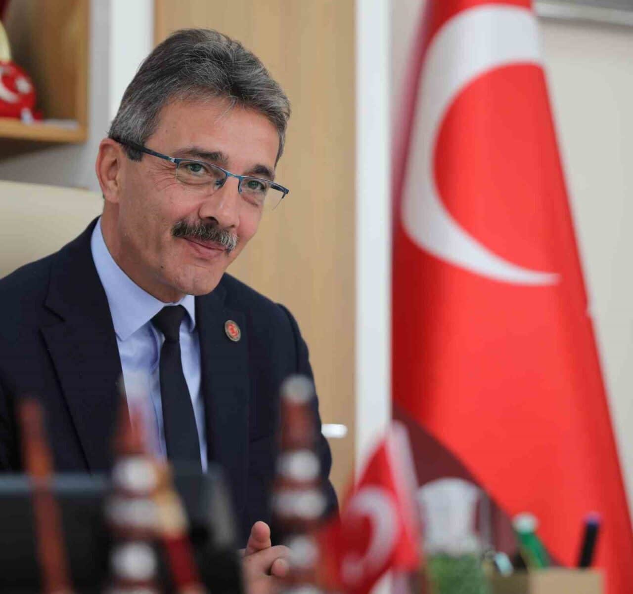 Erenler Belediye Başkanı Şenol Dinç, 10-16 Mayıs Engelliler Haftası dolayısıyla