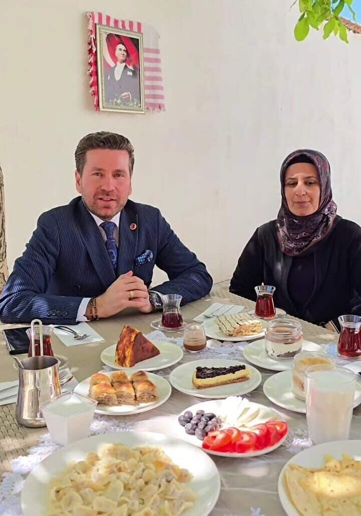 Tavas Belediye Başkanı Kadir Tatık, Tavaslı kadın girişimcilerce kurulan Yarengüme