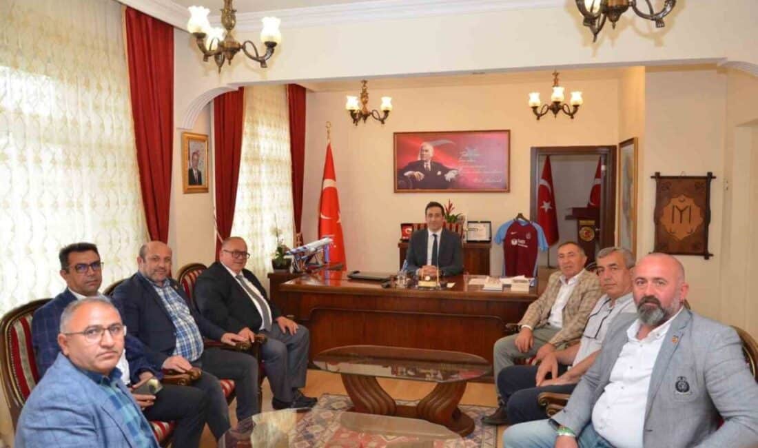 Bilecik Muhtarlar Derneği Başkanı, Kaymakam Tuncer ile Yerel Yönetimlerin Geleceğini Görüştü Bilecik Muhtarlar Derneği Başkanı İlhami Çınar ve muhtarlar, Söğüt İlçe