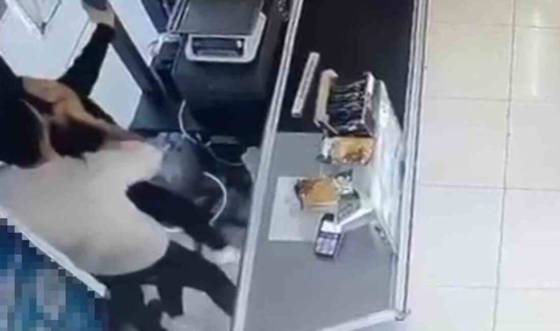 Muğla'nın Bodrum ilçesinde, 22 yaşındaki Birsen D., iş yerindeki mesai