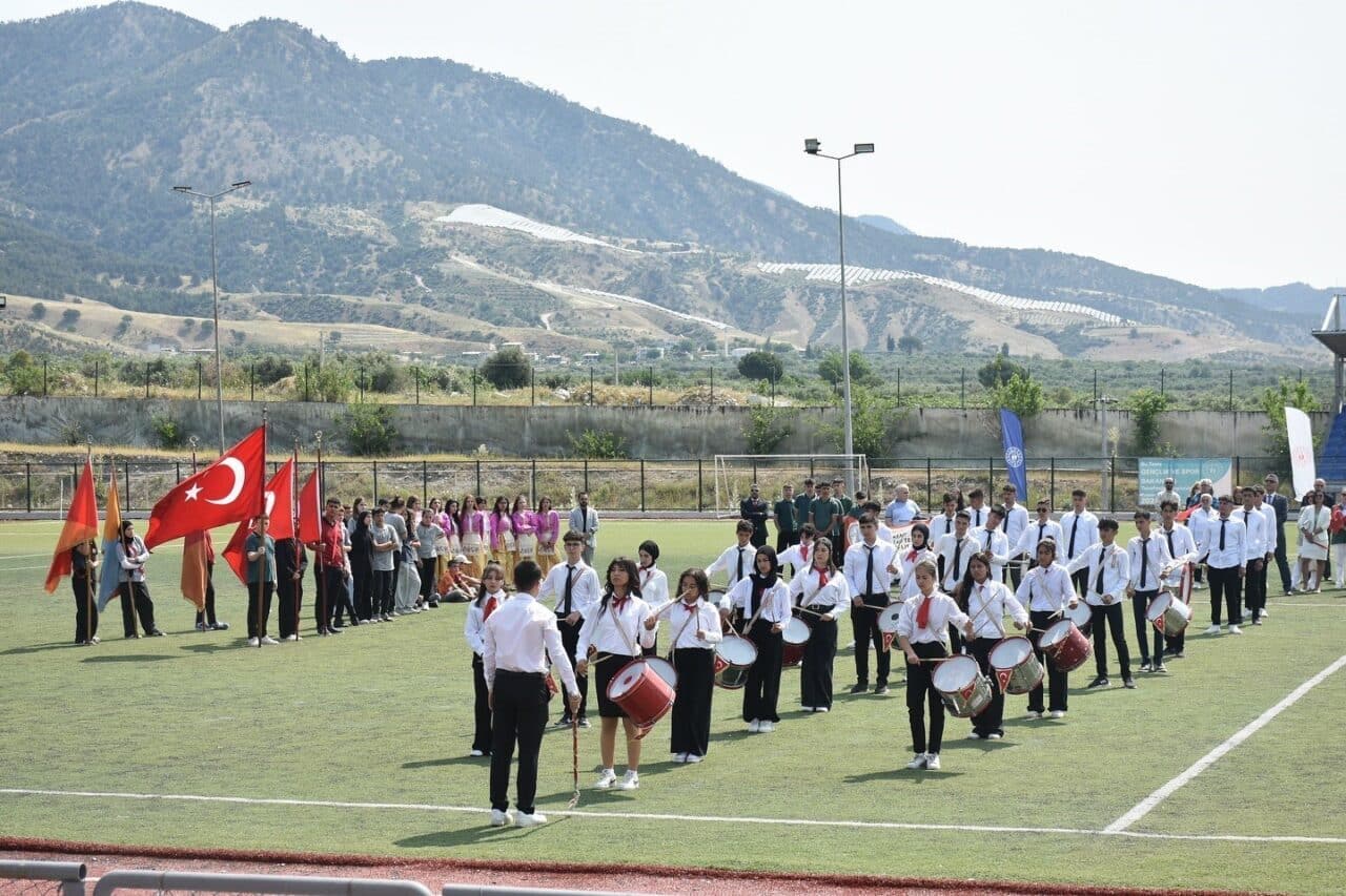 Aydın'ın Buharkent ilçesinde 19 Mayıs Atatürk'ü Anma, Gençlik ve Spor