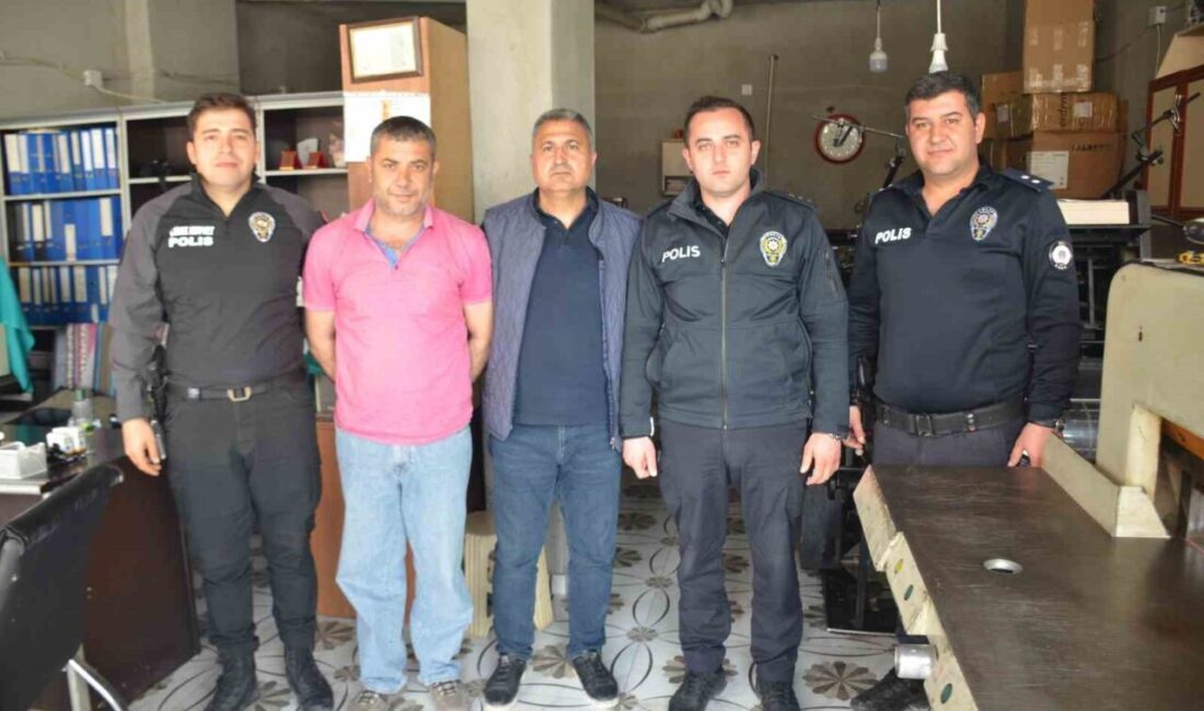 Muş Emniyet Müdürü Mehmet Taşkın’dan Yerel Gazetecilere Ziyaret Muş'un Bulanık İlçe Emniyet Müdürü Mehmet Taşkın, görevine başladıktan sonra