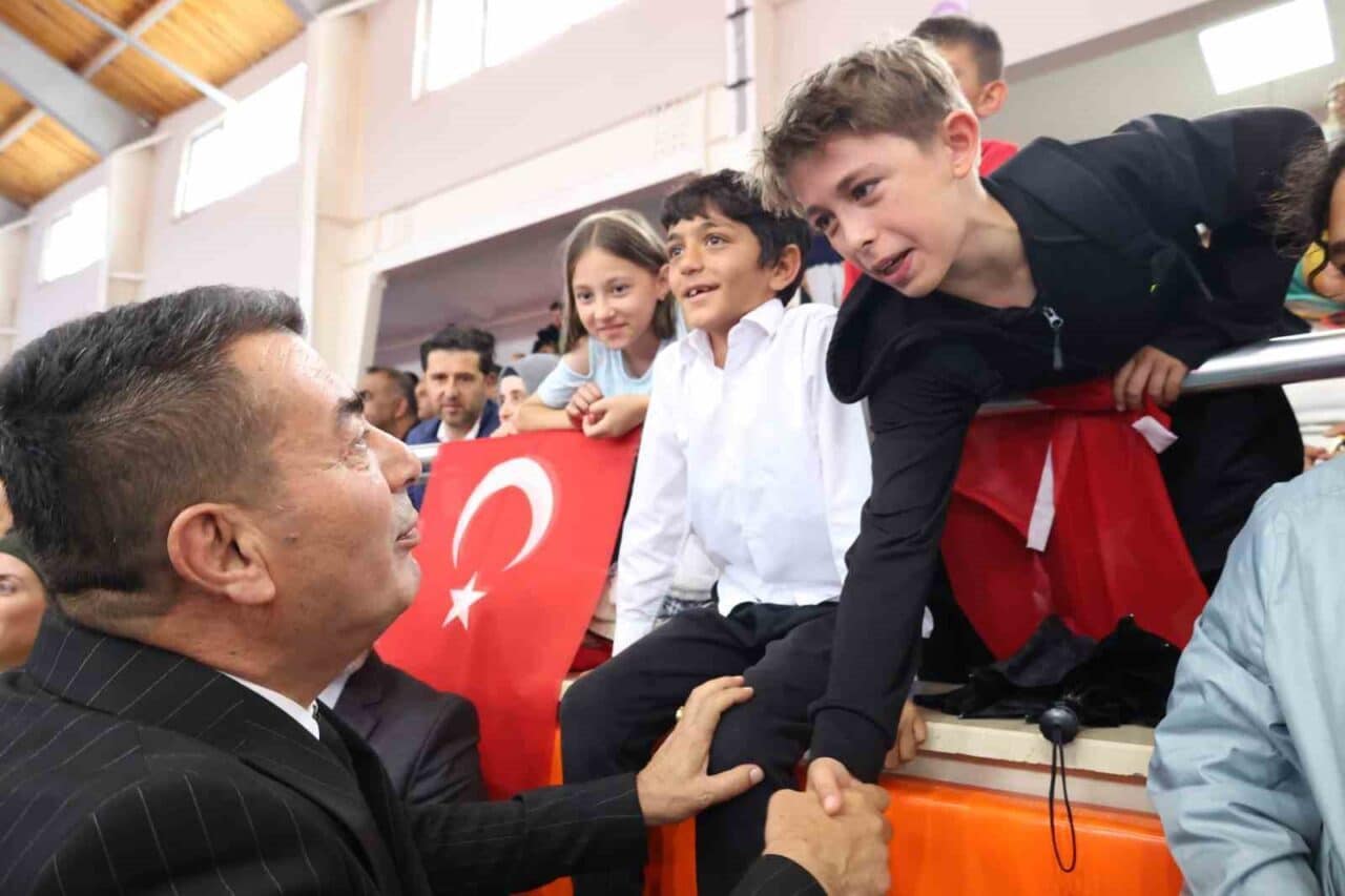 Bünyan Belediyesi'nin düzenlediği 2. Geleneksel Yaz Şenliği, Umut Akyürek ve