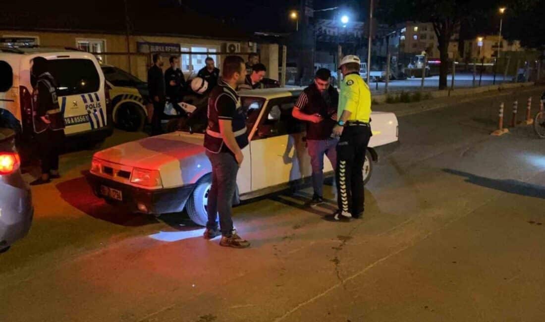 Bursa'nın İnegöl ilçesinde emniyet güçleri şüpheli şahıslar ve araçlara yönelik