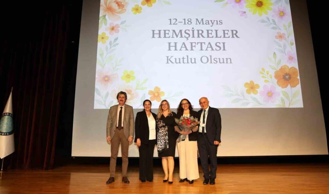 Bursa Uludağ Üniversitesi Hastanesi, Hemşireler Haftası kapsamında etkinlik düzenledi. Rektör