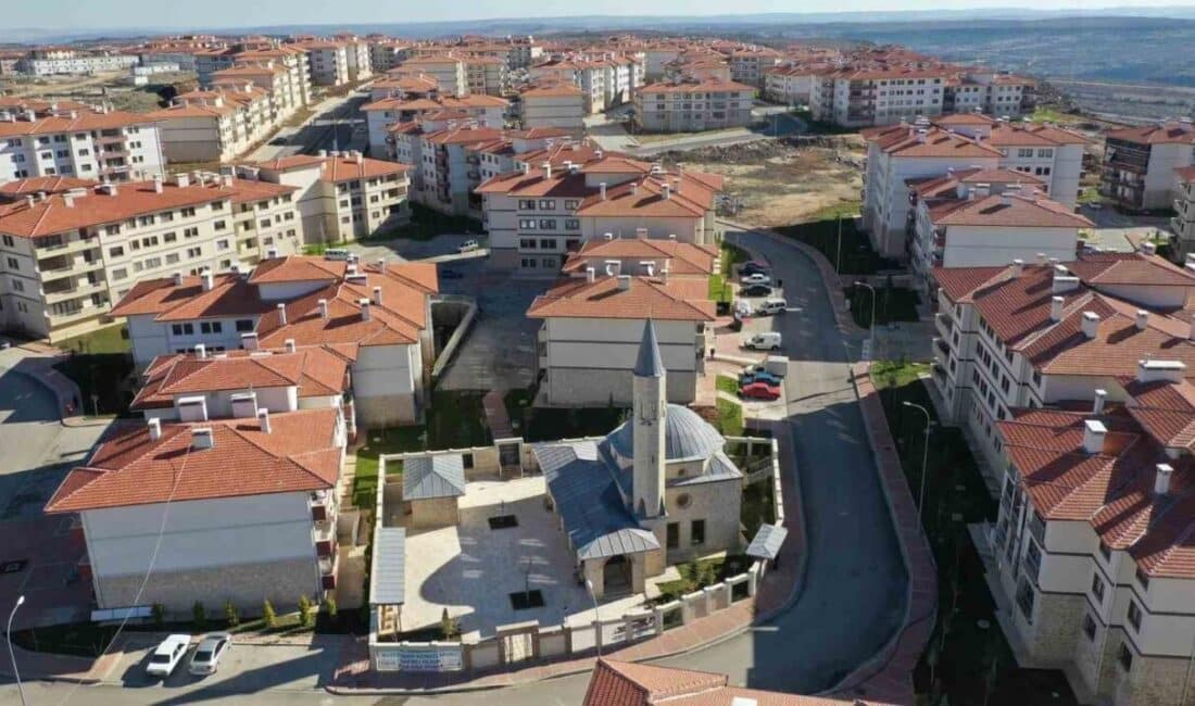 Gaziantep Büyükşehir Belediye Başkanı Fatma Şahin'in başlattığı konut projeleri, binlerce