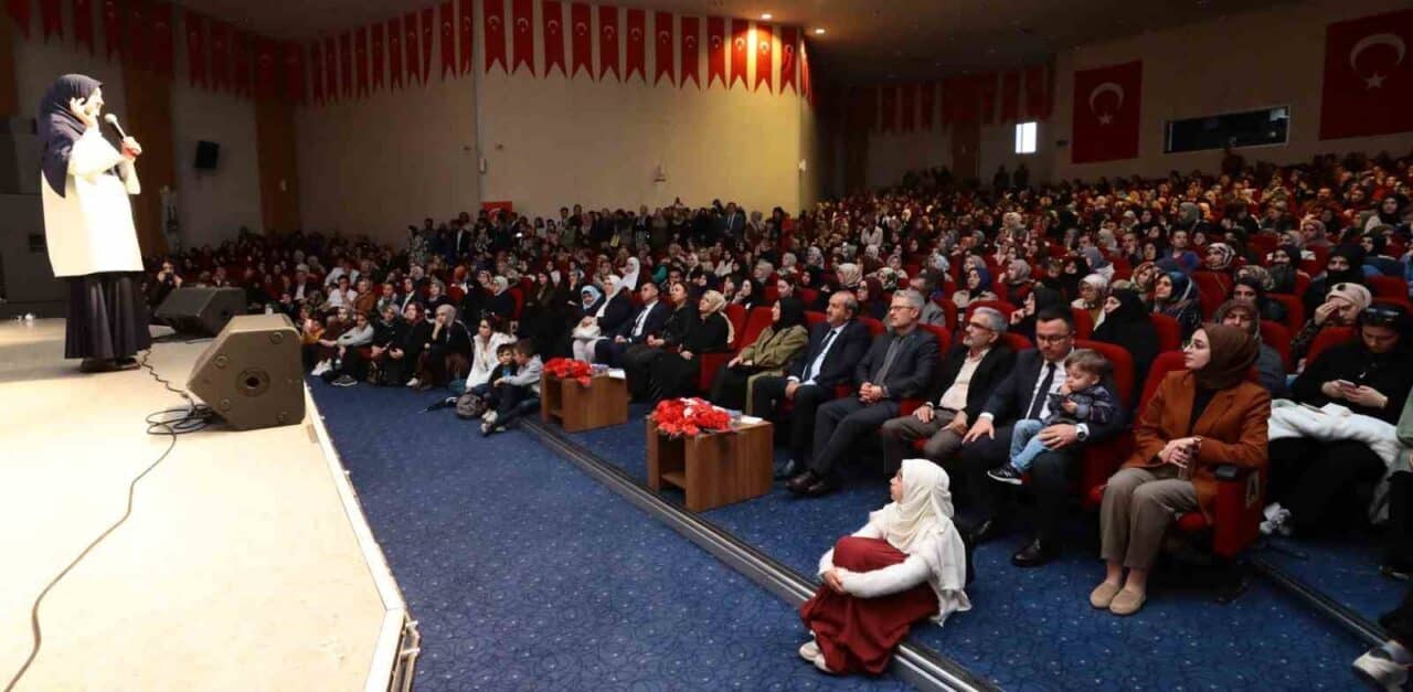 Erzurum Büyükşehir Belediyesi, '2025 Aile Yılı' etkinlikleri çerçevesinde Aile Danışmanı