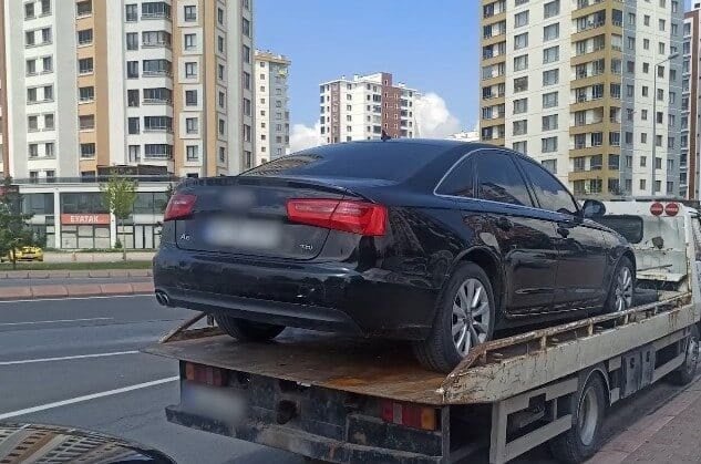 Kayseri'de uygunsuz çakar kullanan sürücüye 276 bin 344 TL ceza
