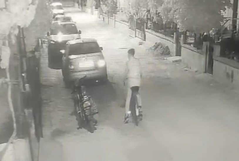 Denizli'nin Çivril ilçesinde M. Serhat U.'nun park halindeki motosikleti hırsız