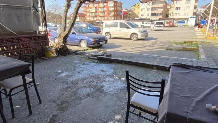 Osman Ç., kuzeni Muzaffer Ece'yi çay ocağında vurduğunu kabul ederken,