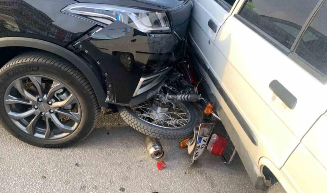 Karaman’da Cip Motosikleti Altına Alarak Sürükledi, Sürücü Son Anda Kendini Kurtardı Karaman'da, F.K.'nın kullandığı cip, O.G. yönetimindeki motosiklete çarptı. O.G. son
