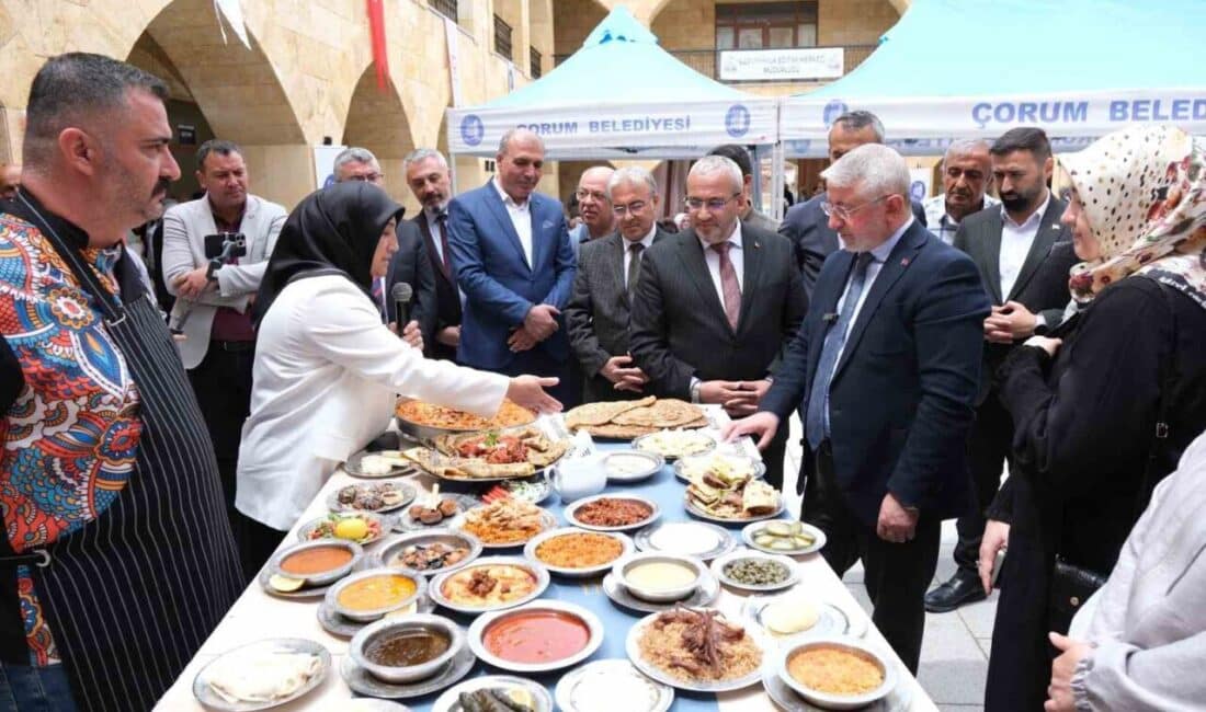 Çorum'da düzenlenen "Türk Mutfağı Haftası" etkinliğinde, kente özgü yöresel lezzetler