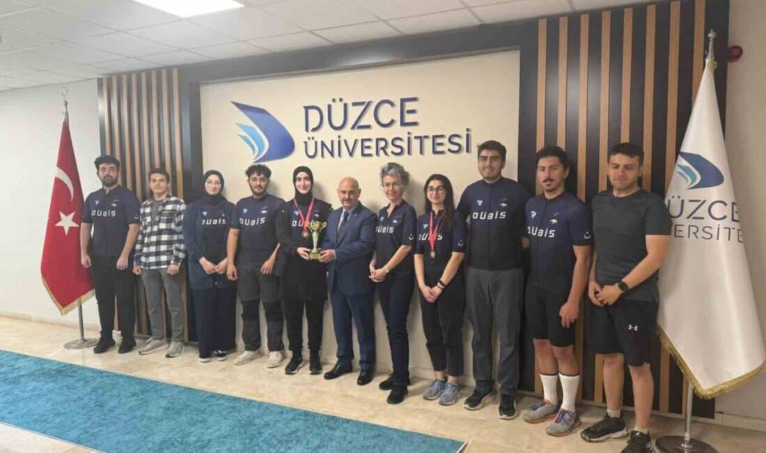 Düzce Üniversitesi Bisiklet Topluluğu (DÜBİS), ODTÜ Dağ Bisikleti Yarışması'nda kadınlar