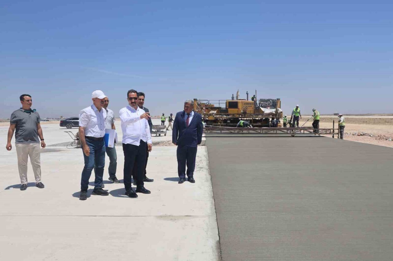 Hatay Havalimanı, depremin ardından iyileştirme çalışmaları için 1 Ağustos-1 Eylül