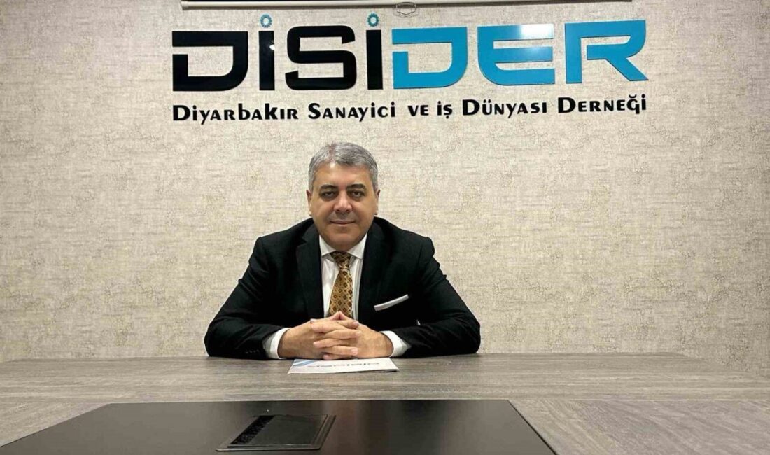 Diyarbakır Sanayici ve İş Dünyası Derneği Başkanı Şeyhmus Akbaş, Elazığspor