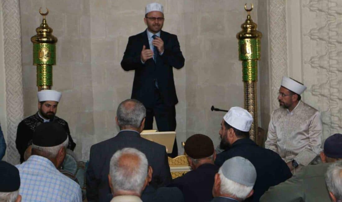 Diyarbakır Ulu Camii'nde Adem Bilgetay ve Mısırlı Essam Ahmed Husseın
