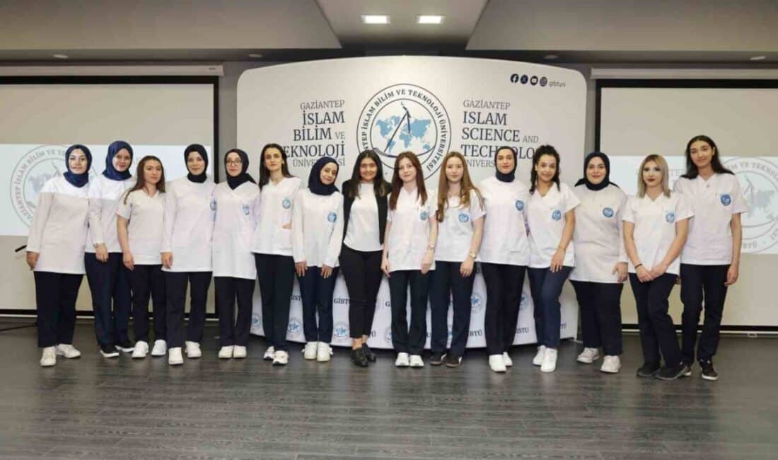 Gaziantep İslam Bilim ve Teknoloji Üniversitesi'nde 5 Mayıs Dünya Ebeler