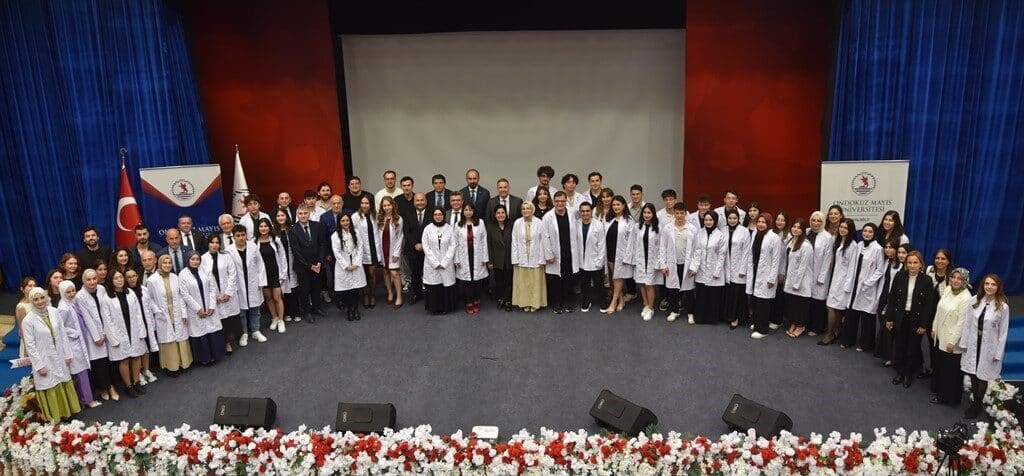 Ondokuz Mayıs Üniversitesi Eczacılık Fakültesi, 2. Beyaz Önlük Giyme Töreni'ni