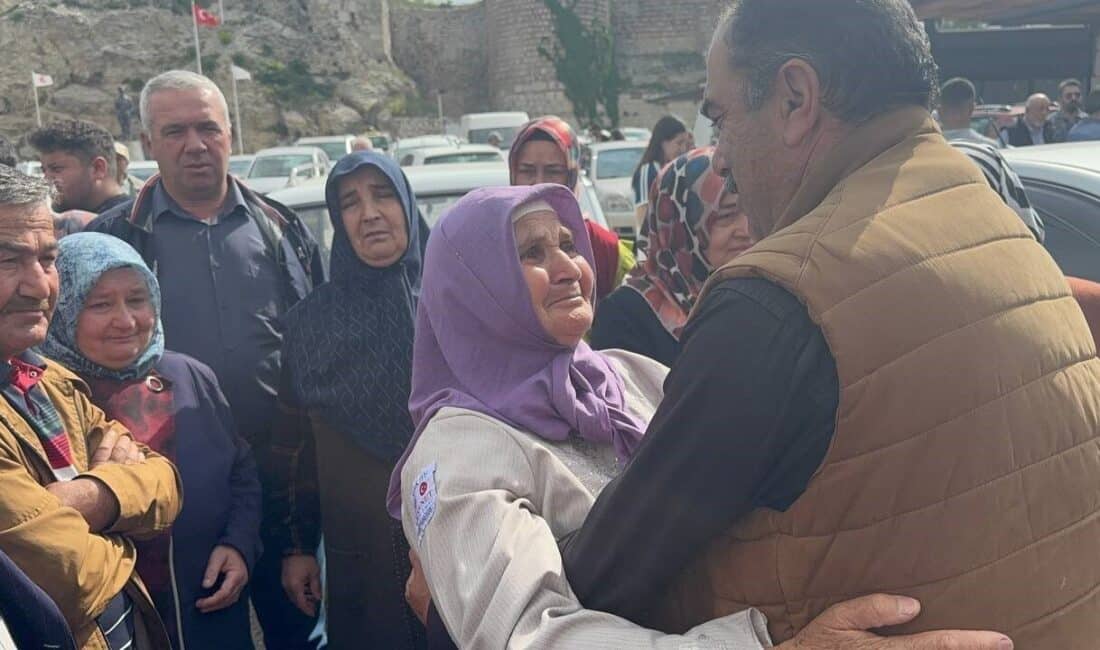 Eğirdir'den 33 hacı adayı, düzenlenen duygusal bir törenle kutsal topraklara