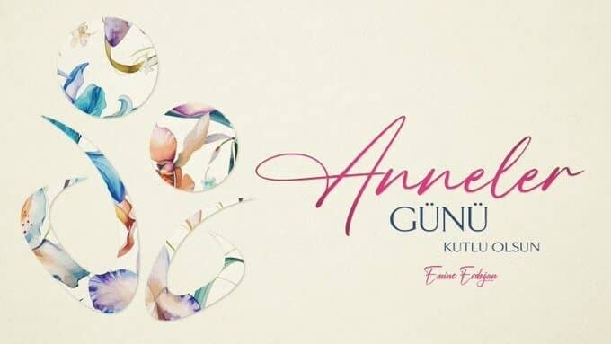 Emine Erdoğan’dan Anneler Günü’ne Özel Anlamlı Mesaj: “Tüm Annelerin Günü Kutlu Olsun” Emine Erdoğan, Anneler Günü'nde bir mesaj yayınlayarak, tüm annelerin bu