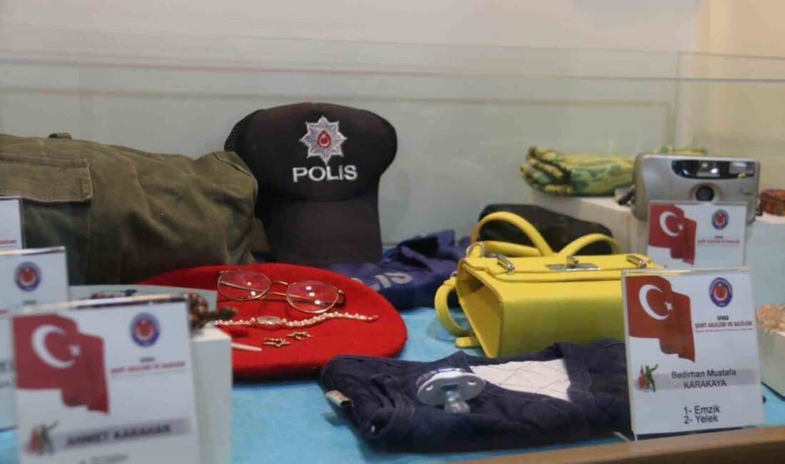 İstanbul'da şehit olan polis memuru Şeyda Yılmaz’ın kişisel eşyaları, eşi