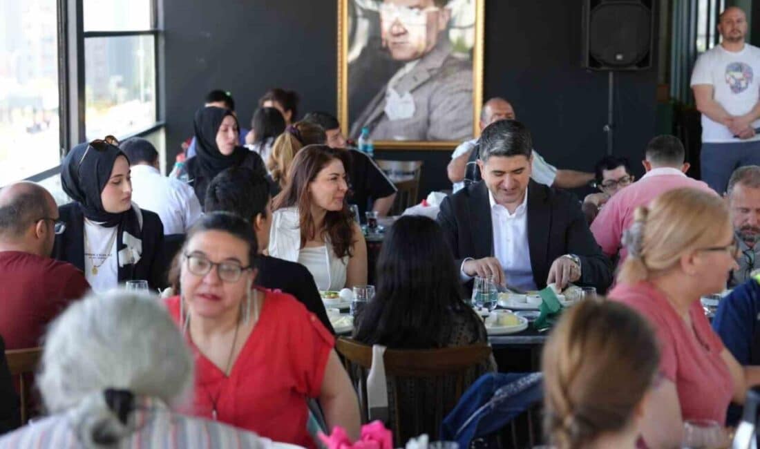 Ataşehir Belediyesi, Engelliler Haftası'na özel bir etkinlik düzenleyerek özel gereksinimli