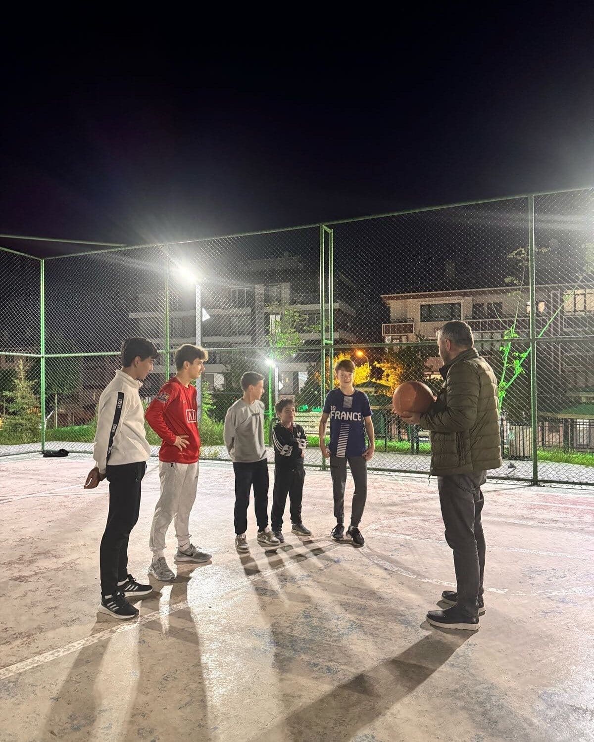 Pursaklar Belediye Başkanı Ertuğrul Çetin, ilçeye kazandırdığı spor alanlarının önemine
