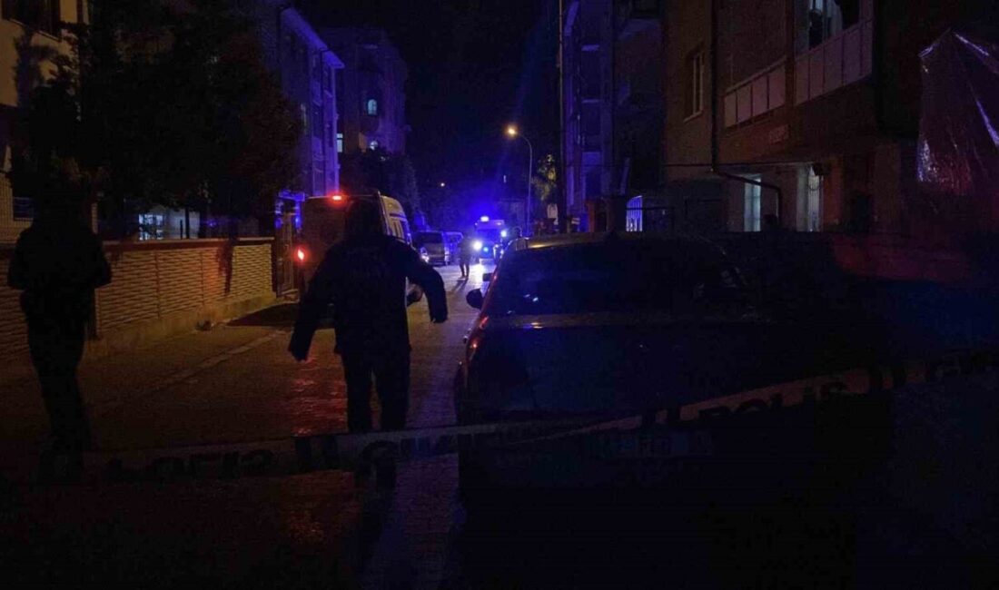 Konya’da husumet yüzünden silahlı saldırı gerçekleşti, şüpheli tutuklandı! Konya'da S.A., husumetlisi Mustafa A.'yı evinin önünde sırtından vurarak ağır