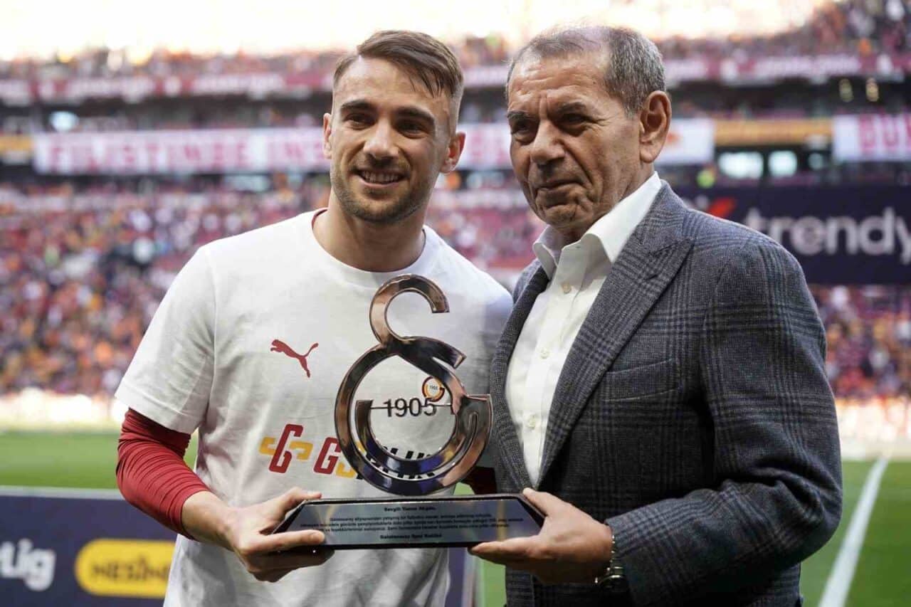 Galatasaray Teknik Direktörü Okan Buruk, Sivasspor karşısında Eyüpspor maçından farklı