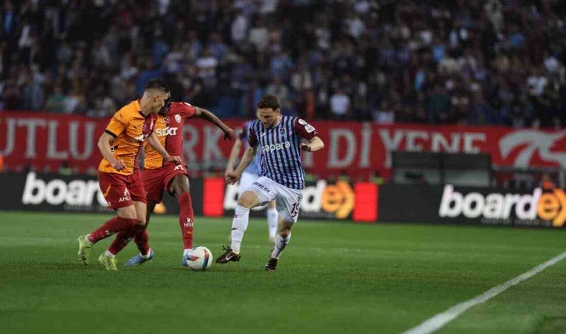 Galatasaray Teknik Direktörü Okan Buruk, Trabzonspor ile oynanacak karşılaşmada Sivasspor