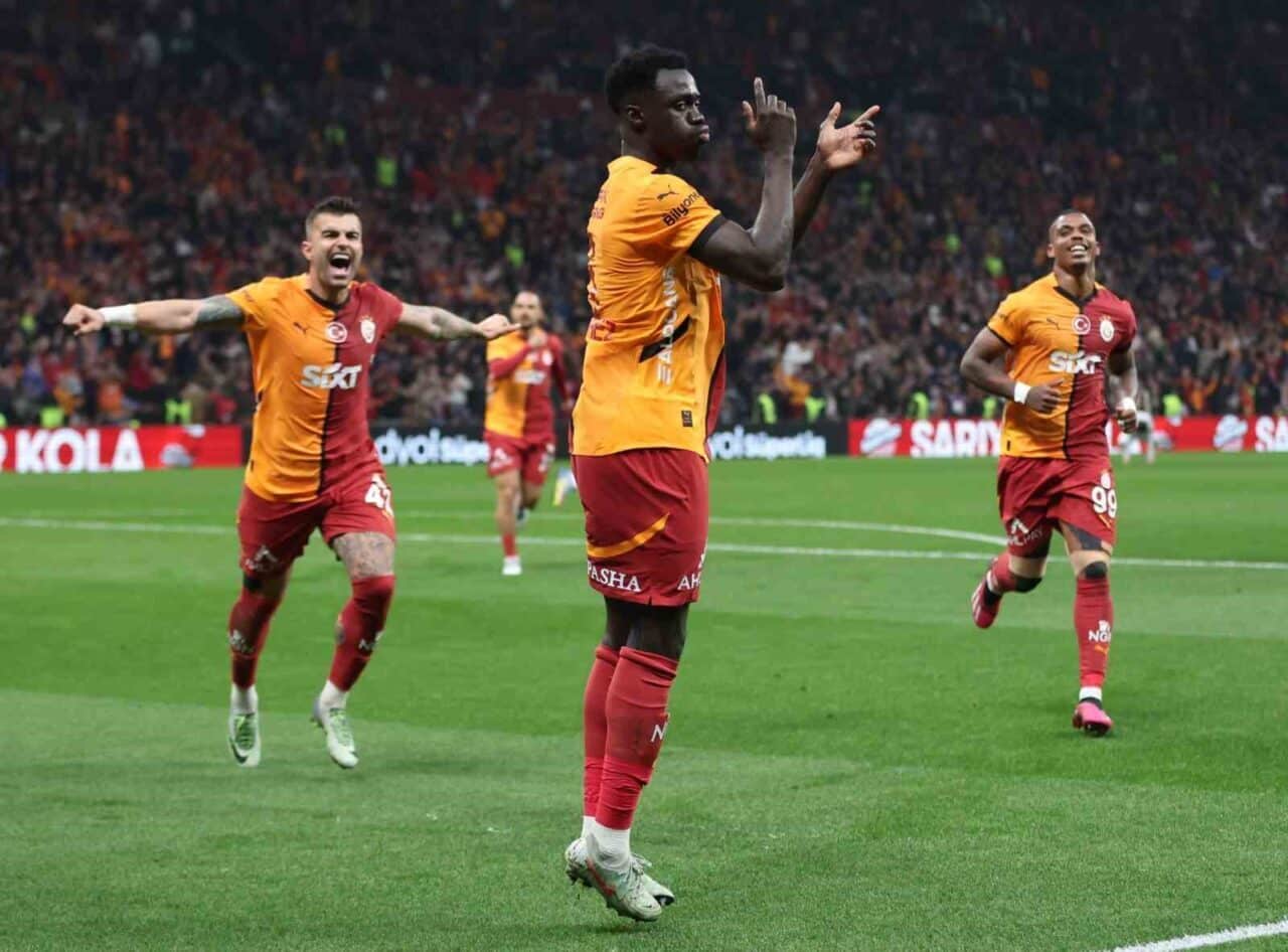 Galatasaray, Trendyol Süper Lig'de ikinci yarıda 13 maçta yalnızca 9